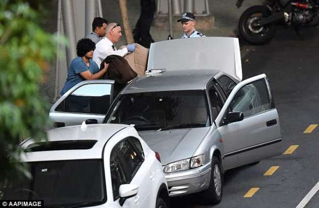 Police bomb squad examine car after Sydney scare