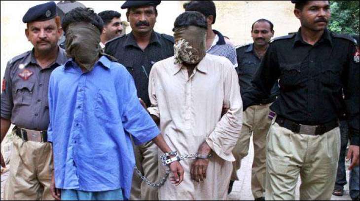 Karachi: 2 accused caught in Sharifabad, arms recovered