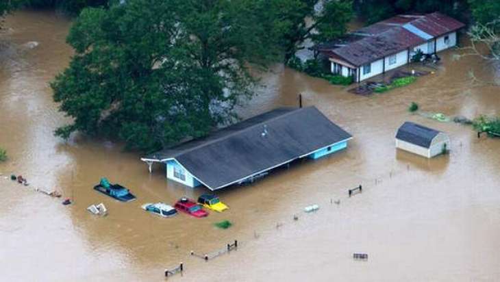 Obama declares emergency for flooded Louisiana