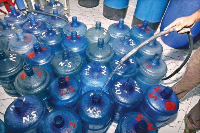 Lahore: Punjab Food Authority's raid, water plant sealed