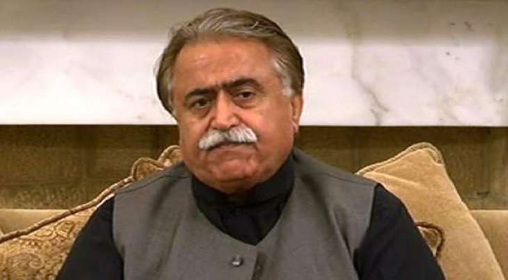 Chandio pays surprise visit to sections of Information Department