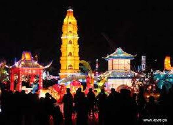 Light show began in Suzhou, east China's Jiangsu Province