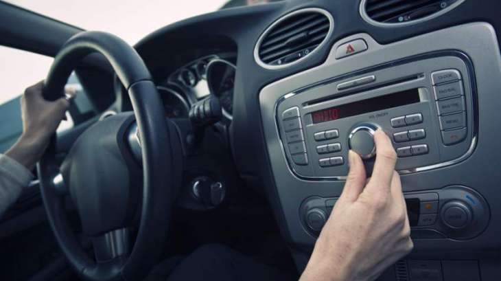 Around 74 % of drivers listen radio while driving : Survey