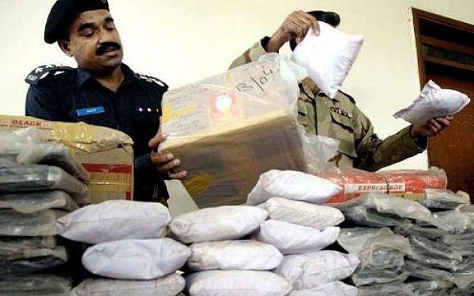 4 drug peddlers held with narcotics in Turbat