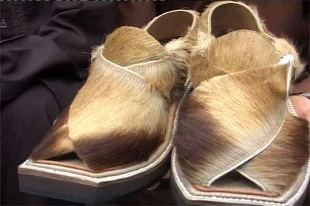 Cobbler booked over preparing special footwear from deer's skin for Shahrukh Khan