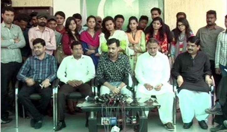 Dozens of MQM workers join Pak Sarzameen Party