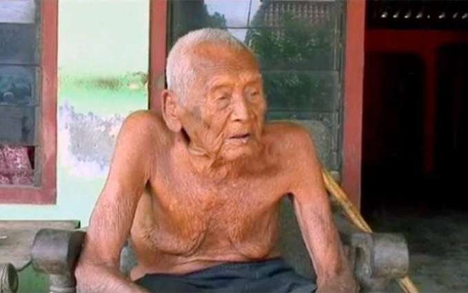 Indonesian man claiming to be the longest life span of 145 years