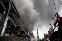 بنگلا دیش: فیکٹری وچ اگ لگ گئی، 10 بندے ہلاک