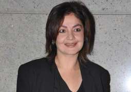 Pooja Bhatt Arrives in Karachi