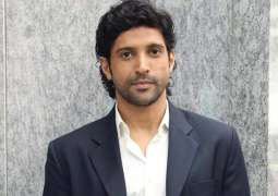 Farhan Akhtar refuses to pay 5 crore to Indian Army for Raees