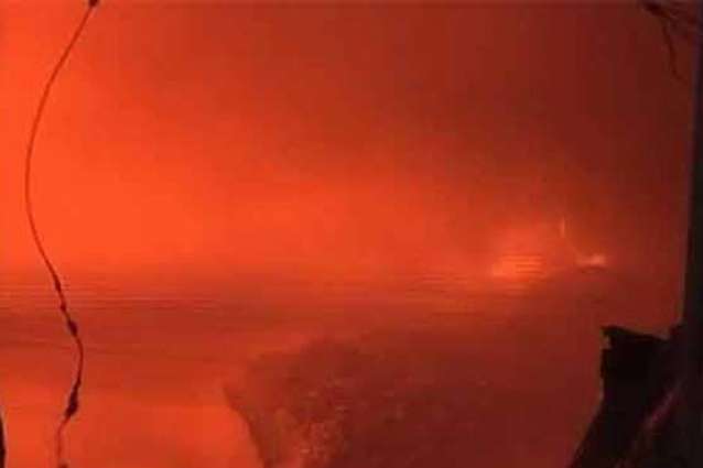 Multan: Fire engulfed shop in Ghala Mandi