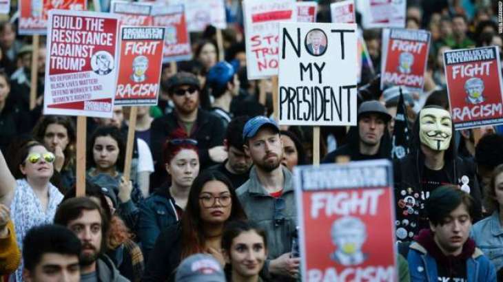ڈونلڈ ٹرمپ خلاف جاری احتجاجی وکھالیاں وچ کیلی فورنیا تے میری لینڈ دے پڑھیار وی شامل ہو گئے
