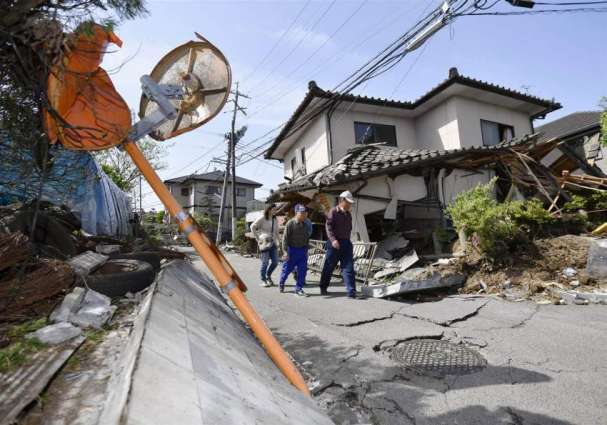 جاپان دے شمال مشرقی علاقیں اچ 7.4 درجے شدت دا زلزلہ ،
1.4 میٹر تئیں اچیاں سمندری لہراں ساحلی علاقیں نال ٹکرا گیاں ، وختی طور تے کہیں وی مالی یا جانی ضیان دی اطلاع کائنی ملی