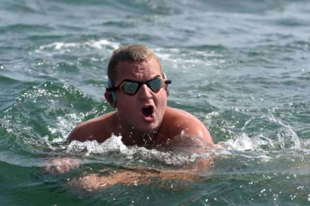 British swimmer abandons Atlantic crossing attempt 