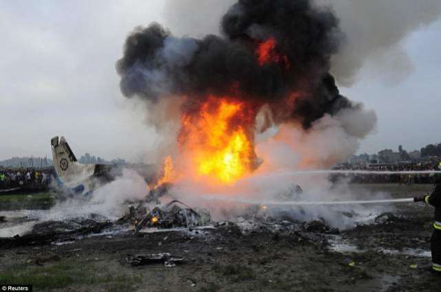 Russian plane crashes, 27 dead 16 injured
