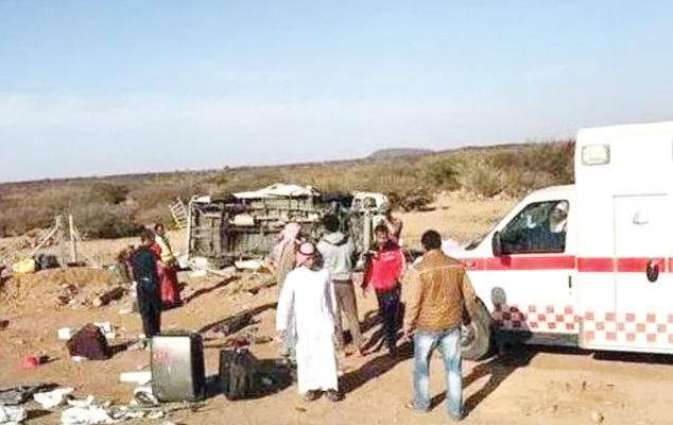 Minibus crash during pilgrimage in Saudi Arabia, 6 dead