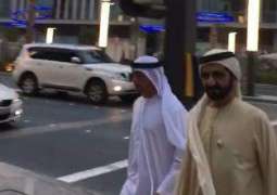 دبئی: حاکم شیخ محمد بن راشد المکتوم دی بغیر پروٹوکول سڑک اُتے واک دی ویڈیو سوشل میڈیا اُتے وائرل