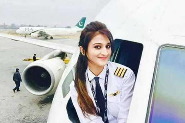 Pictures of PIA Woman pilot viral on web