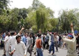 پشاور: اسلامیہ کالج وچ 2پڑھیار تنظیماں وچکار جھیڑا، 3 زخمی