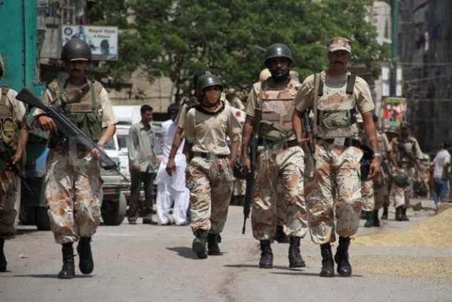 کراچی: رینجرز دی بھاری نفری لیاقت علی خان چوک پہنچ گئی