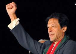 آرمی چیف پاکستان دی جمہوریت نال کھلوتے نیں: عمران خان
