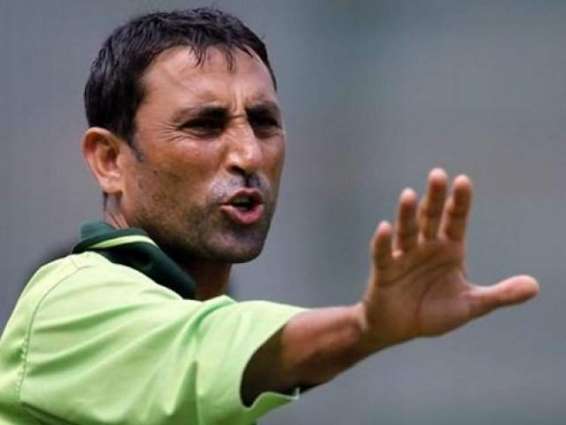 Younis khan scuffles with Umpire in Practice Match