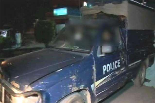 فیصل آباد: پنجاب پولیس دے اے ایس آئی نے ساتھیاں سنے سابقہ بیوی نوں زیادتی دا نشانا بنا دتا
