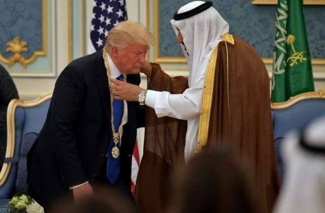 سعودی شاہ دا ڈونلڈ ٹرمپ نوں سونے دی تلوار، ہیرے تے 80کروڑ ڈالر دی کشتی دا تحفہ
