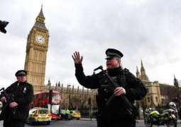 چاقو بردار بندے دی برطانوی پارلیمنٹ وچ داخلے دی کوشش، پولیس نے گرفتار کر لیا
