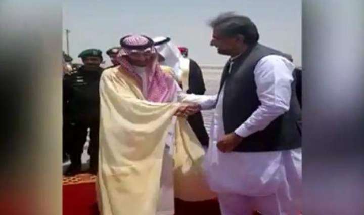 وزیر اعظم 1 دن دے دورے اُتے سعودی عرب پہنچ گئے
