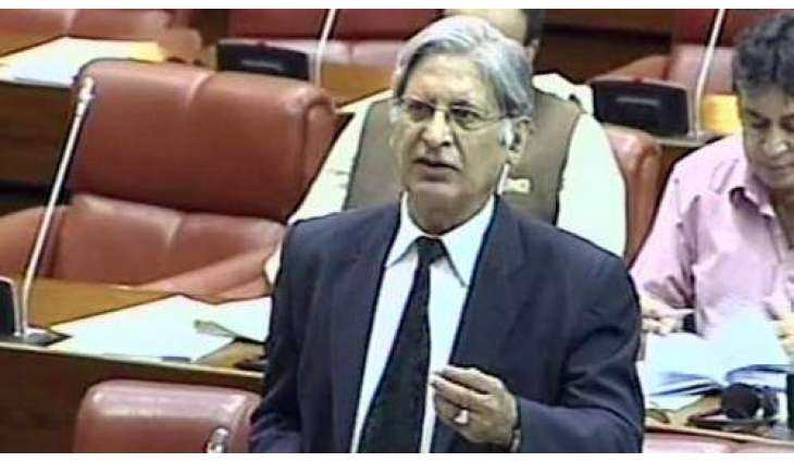 ہوائی جہاز مالٹا وچ اے پر پارکنگ فیس لکھاں وچ جرمنی اندر بن گئی: سینیٹر اعتزاز احسن