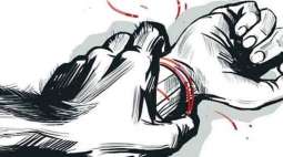 بھارت:دن دیہاڑے فٹ پاتھ اُتے سوانی نال جنسی زیادتی