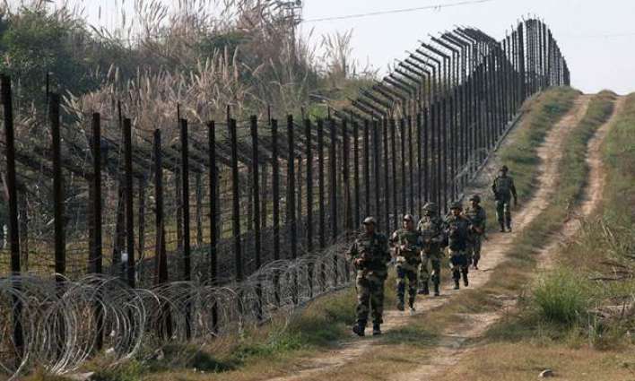 لائن آف کنٹرول دے رکھ چکری سیکٹر اُتے پاک فوج دا بھارتی فوج نوں مونہ توڑ جواب‘ کئی بھارتی چیک پوسٹاں تباہ