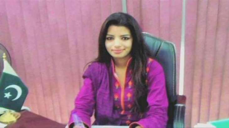 2015وچ اغوا ہو ن والی سوانی پرچاکار زینت شہزادی نوں 2سال بعد پاک فوج نے رہا کروا لیا