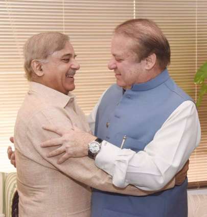 سابق وزیر اعظم نواز شریف دی وزیر اعلا پنجاب تے اوہناں دے پُتر سلمان شہباز نال ملاقات