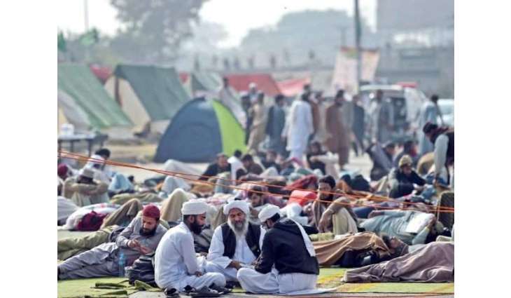 شاہ آمید گس ءَ فیض آباد دھرنا ءِ نوٹس زُرتگ، دیمپانی ءِ سیکرٹری ء ُ تہی کارانی سیکرٹری ءَ چہ مُچ رپورٹ لوٹ اِتگ