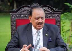الرئيس الباكستاني: الشعب يعترف بتضحيات القوات المسلحة الباكستانية في الحرب ضد الإرهاب