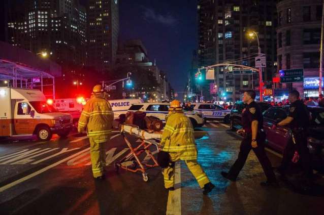 نیویارک: بس ٹرمینل وچ دھماکا‘ 31بندے زخمی‘ موتاں دا خدشہ