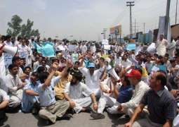 SSTs of Mardan protest in favour of demand of promotion