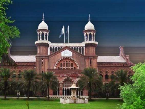 LHC seeks govt reply on petition against barriers outside Shahbaz’s house
