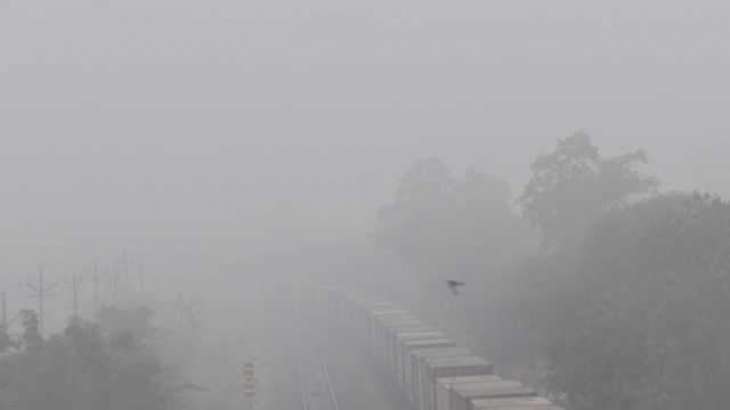 Several injured in traffic accidents as fog engulfs Punjab