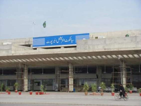 Money laundering bid foiled, two held at Sialkot Airport