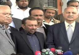Farooq Sattar backs Mushahid Hussain's Senate bid