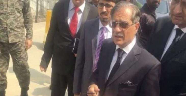 Chief Justice of Pakistan Justice Saqib Nisar pays surprise visit to Lahore's Services Hospital, Punjab Institute of Cardiology