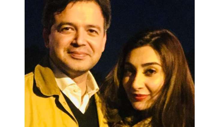 Famous actress Aisha Khan shares fiance’s pictures on Instagram