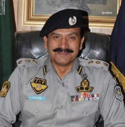 Islamabad Traffic police Police hosts farewell for outgoing SSP Malik Matloob