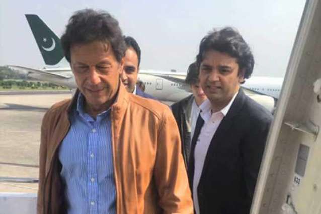 The chairman Pakistan Tehreek-e-Insaaf (PTI) Imran Khan leaves for London