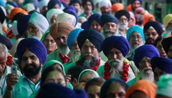 Sikh pilgrims start returning to India after celebrating Besakhi in Pakistan