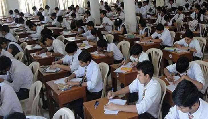 Intermediate mathematics paper leaked 10 minutes before exam in Karachi