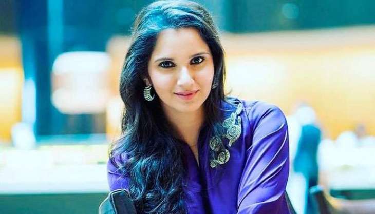 Sania Mirza exchanges interesting tweets with Indian journalist